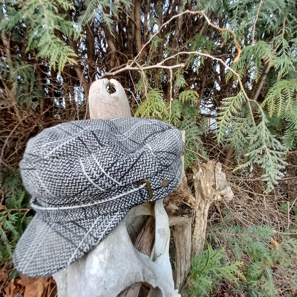 Expression Tweed Cap